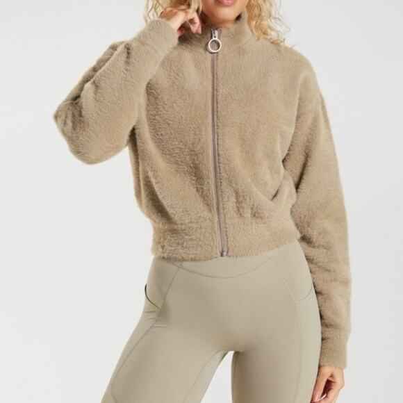 GYMSHARK X Whitney Simmons Small Beige Brown Zip Eyelash Knit Cropped Jacket Fur - Picture 4 of 11